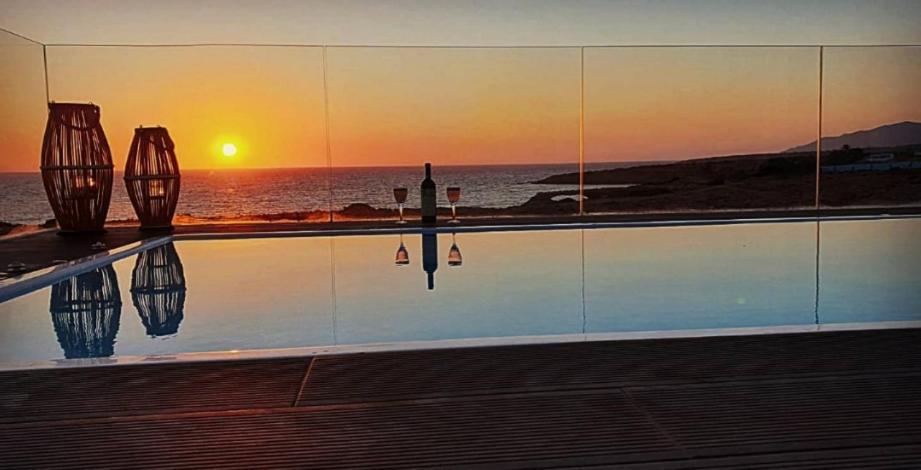 Tramonto Luxury Villa No1- Breathtaking Sunset View Foiníkion Extérieur photo