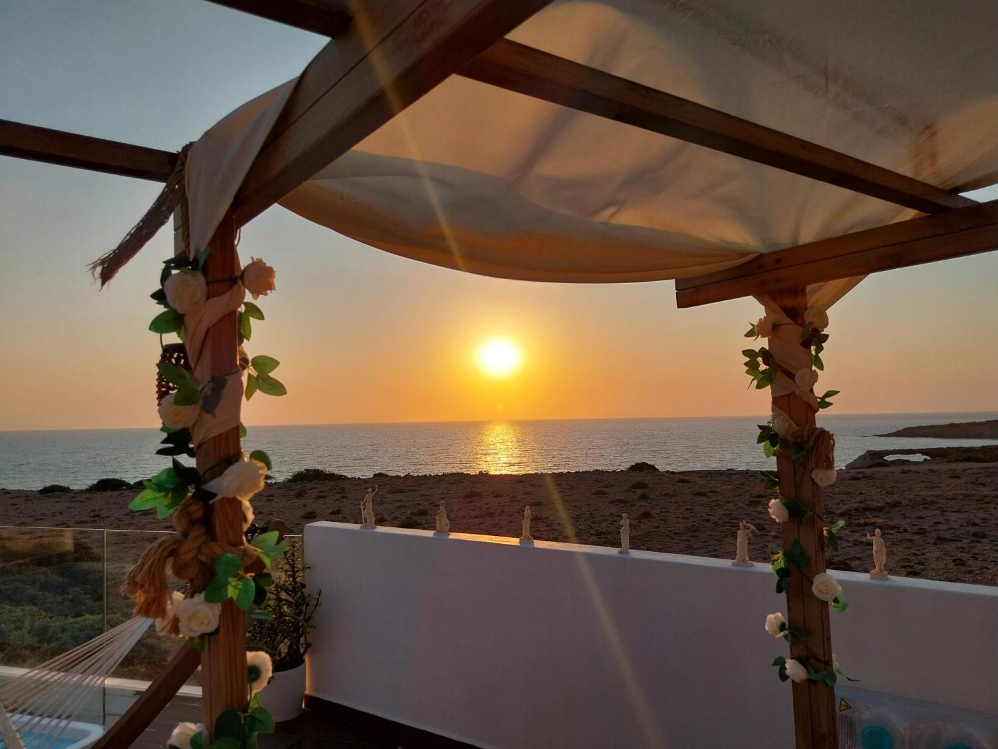 Tramonto Luxury Villa No1- Breathtaking Sunset View Foiníkion Extérieur photo